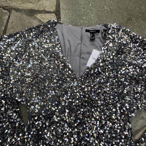 Forever 21 Sequin Bodycon Mini Dress Women’s Small Silver Sparkle Party Cocktail - Picture 1 of 11